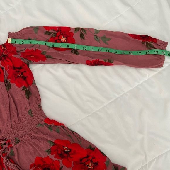 Kendall & Kylie floral romper size small - Picture 10 of 11